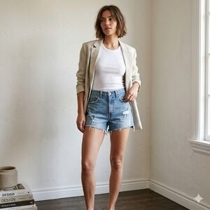 Abercrombie & Fitch Curve Love High Rise 4" Shorts Womens 28 6 Distressed Denim